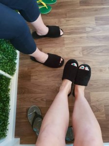 Feet_slippers_thai_massage